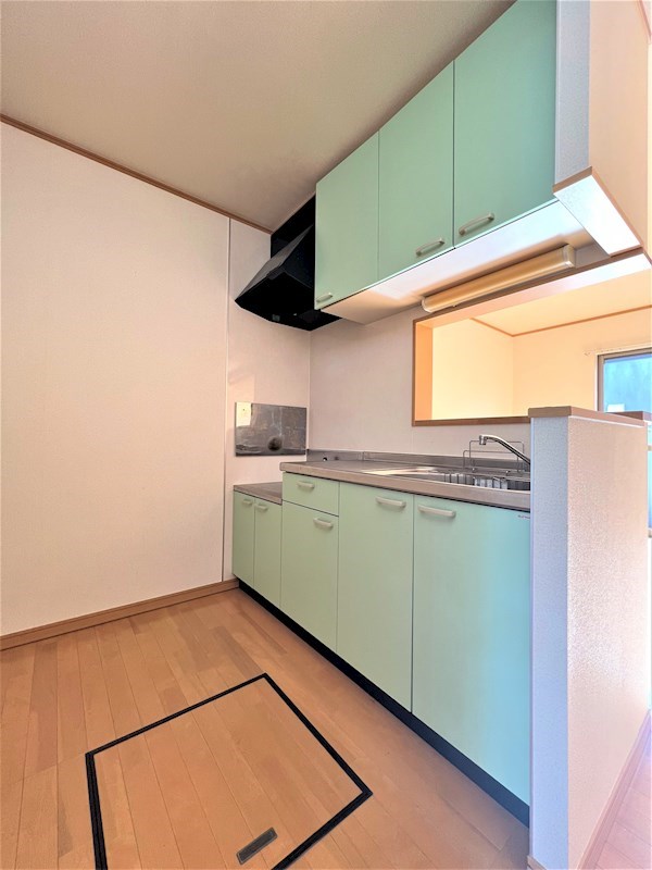 キッチン　対面式キッチンを採用しおしゃべりしながら料理を楽しめます。