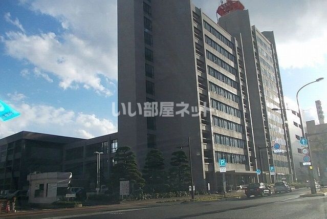 役所　今治市役所（役所）まで368m
