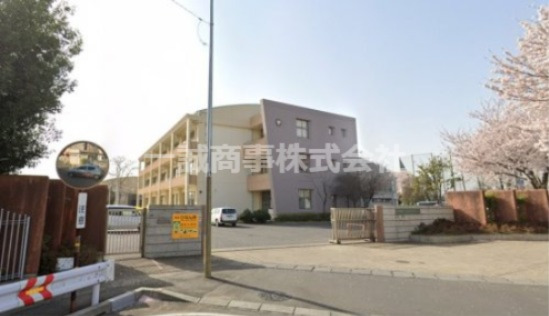 小学校　新荘小学校（小学校）まで650m