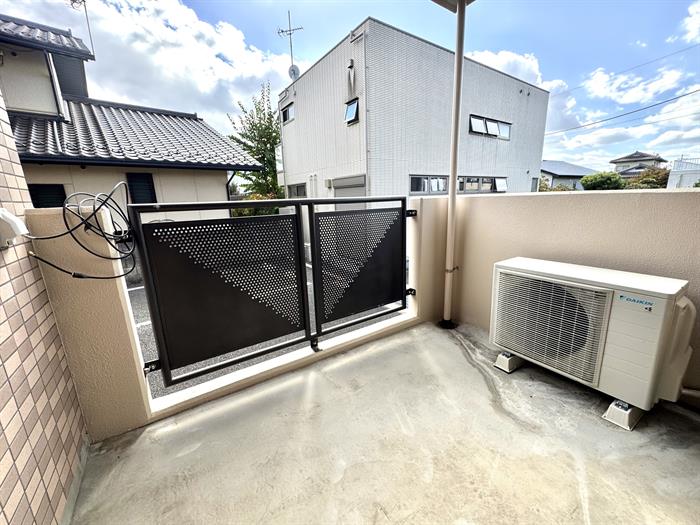 バルコニー　日当たり良好のバルコニーです