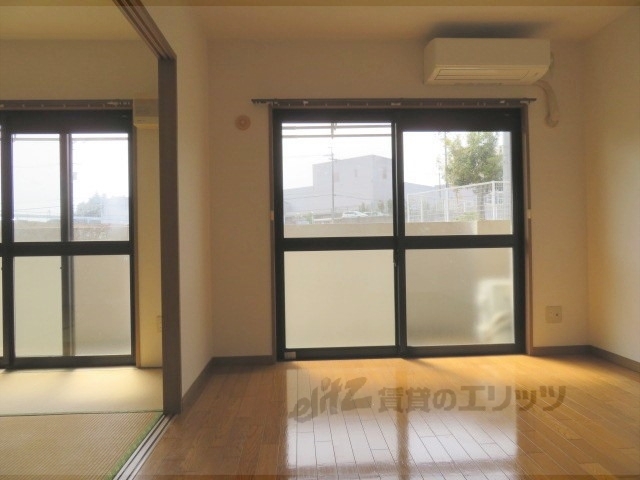 居室・リビング　洋室