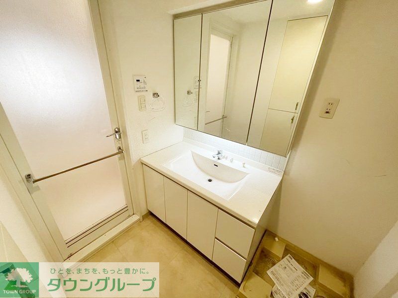 洗面設備　お部屋探しは株式会社　タウンハウジング　までお気軽にお問合…