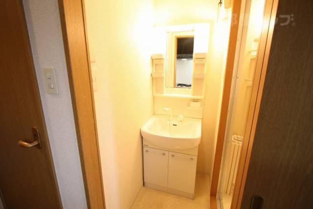 洗面設備　＊２Ｃ号室参照