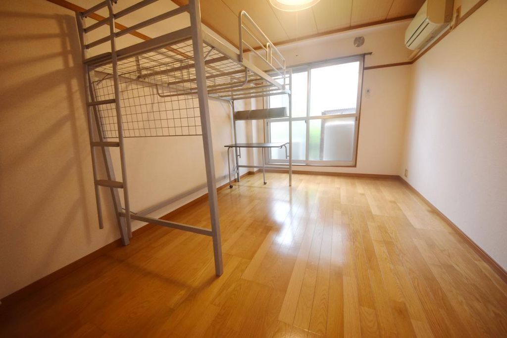 その他部屋・スペース　★明るい洋室★