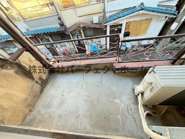 バルコニー　バルコニーがあります