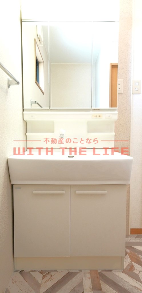 洗面設備　独立洗面台です※現状優先