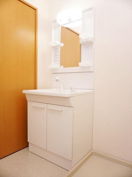 洗面設備　洗面所