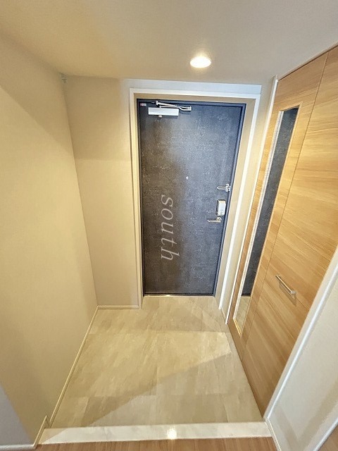 玄関　シューズＢＯＸ付きの玄関