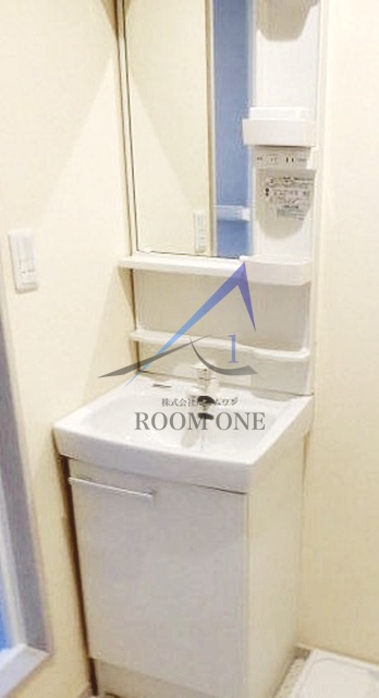 洗面設備　洗面台です。