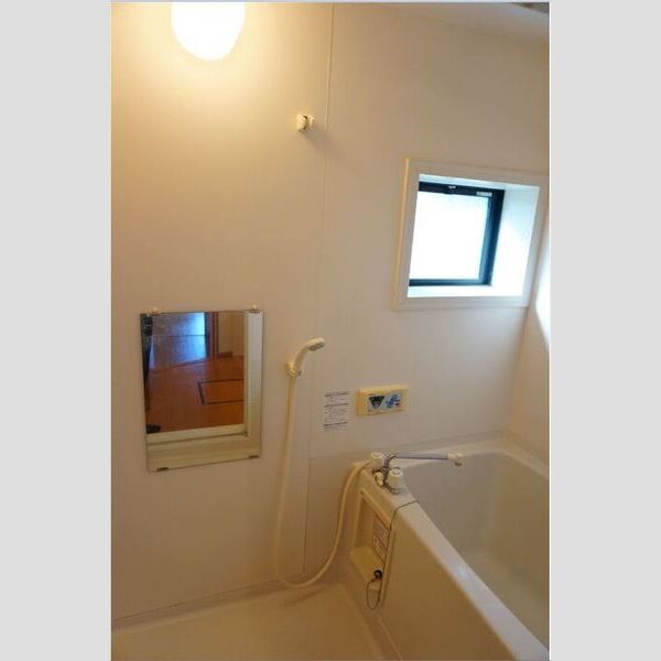 バス・シャワールーム　きれいなお風呂です