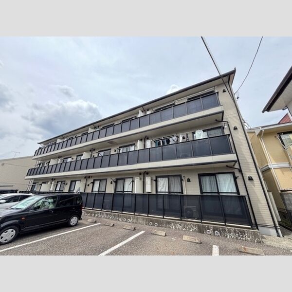 建物外観　外観もきれいです