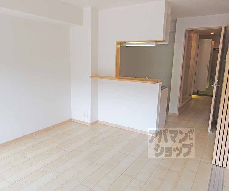 居室・リビング　広々としたリビングです！