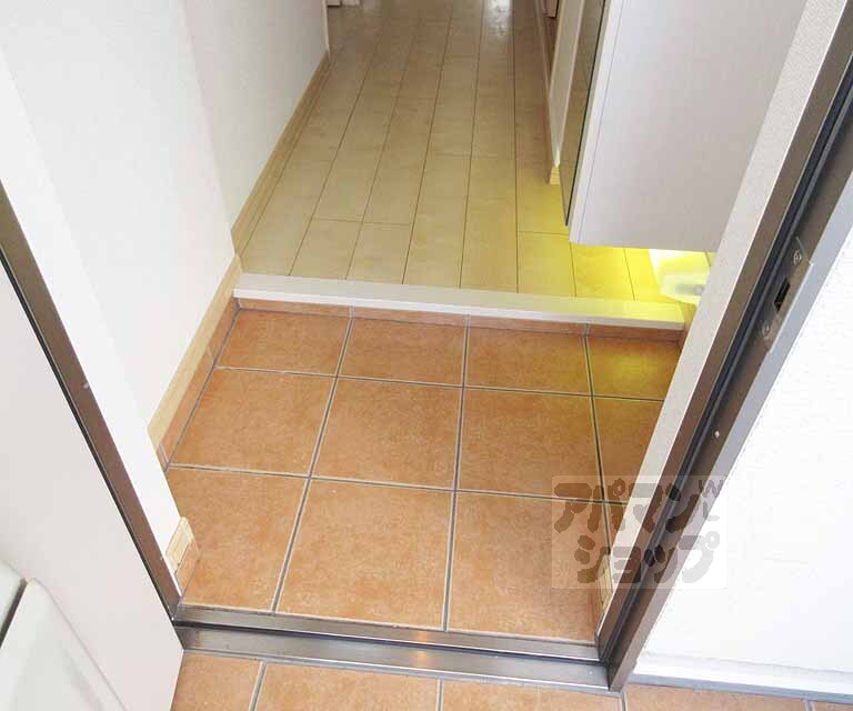 玄関　玄関部分です！