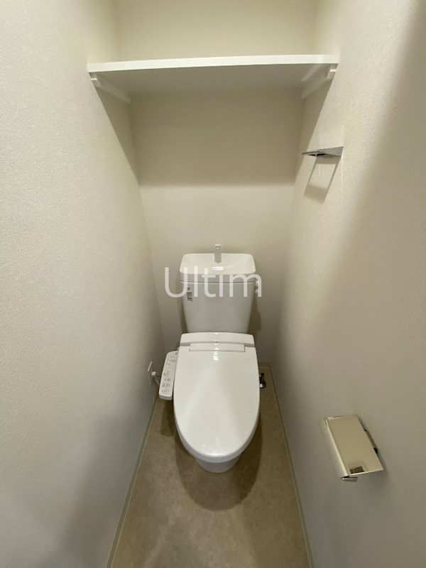 トイレ　※別のお部屋のお写真です。御参考までに。