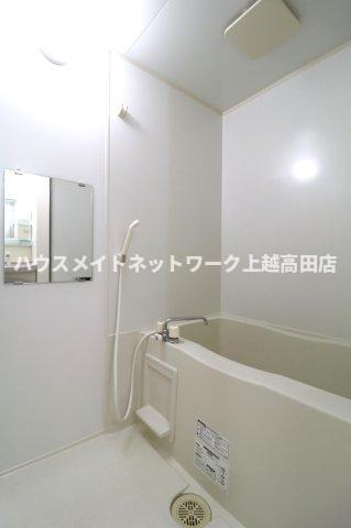 バス・シャワールーム　追焚機能付（参考同型101号室室内写真）