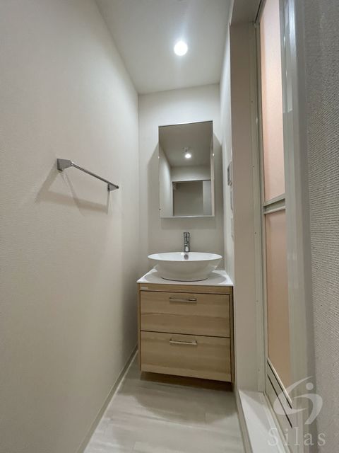 洗面設備　同仕様