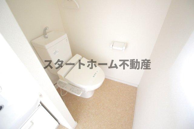 トイレ　コンパクトで使いやすいトイレです