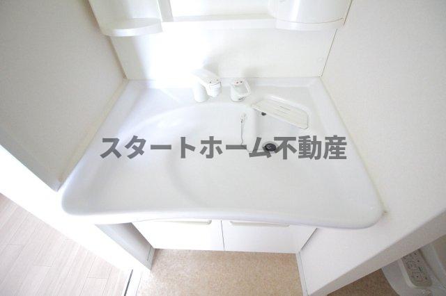 洗面設備　広い洗面スペース