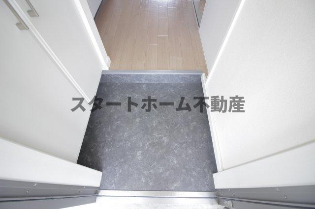 玄関　収納もある玄関です