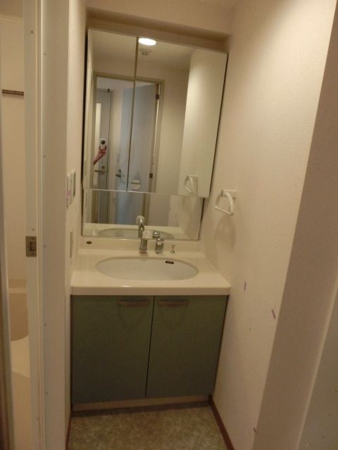 洗面設備　毎日使いますよね