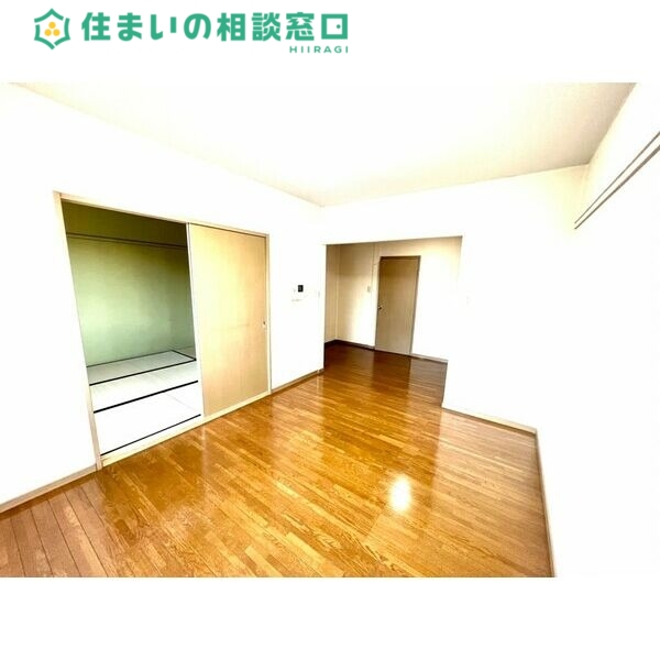 居室・リビング　同型