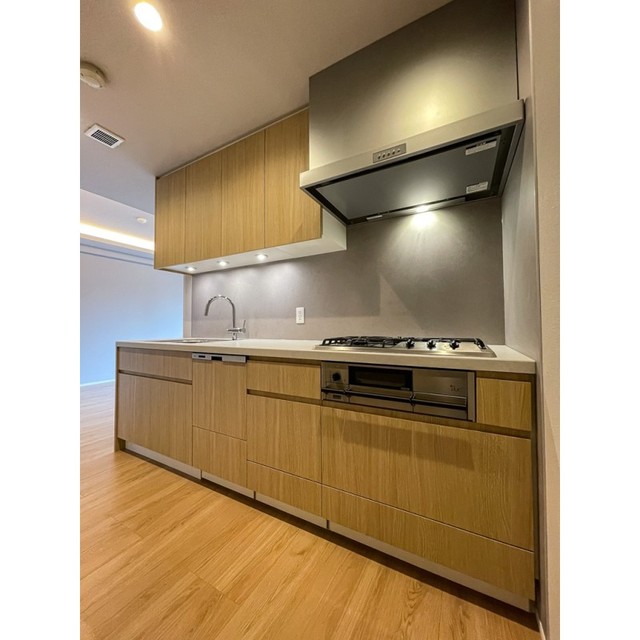キッチン　※写真は同タイプ住戸です。