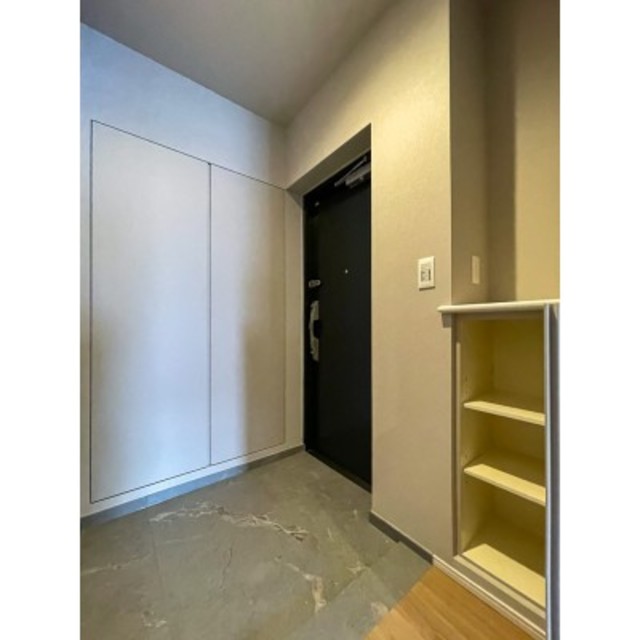玄関　※写真は同タイプ住戸です。