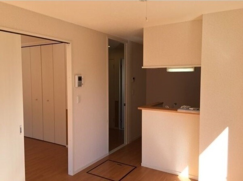 居室・リビング　図面と現状に相違がある場合には現状を優先