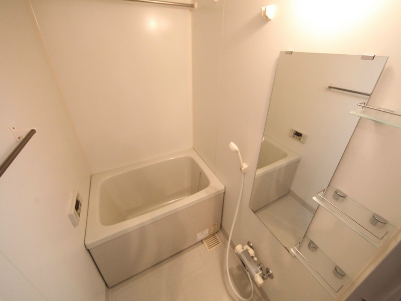 バス・シャワールーム　追い焚き　浴室暖房乾燥機　オートバス　24時間換気バスルーム