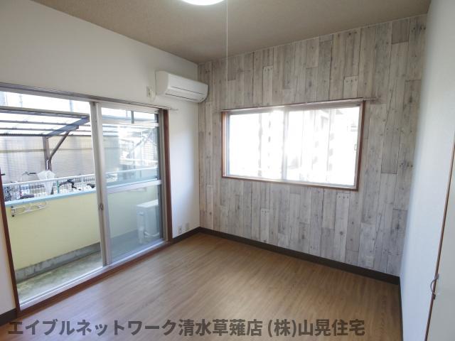 居室・リビング　ゆったりとした居間です