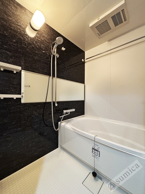 バス・シャワールーム　広いお風呂で疲れた身体を癒しませんか？？