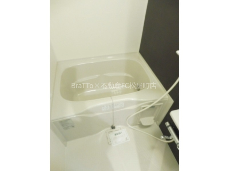 バス・シャワールーム　バス（浴室乾燥機付き）