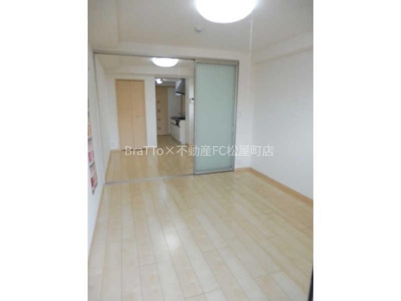 居室・リビング　洋室