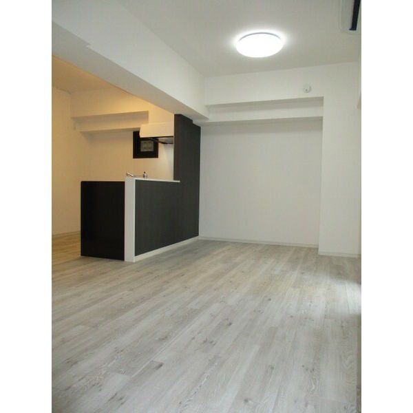 居室・リビング　内装