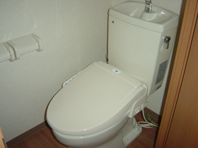 トイレ　シャワー付トイレ