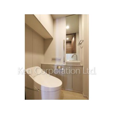 トイレ　同タイプ10階のお部屋を撮影。仕様が異なることがあります。