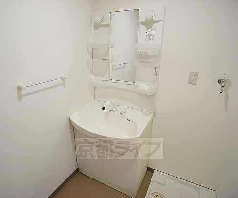 洗面設備　便利なシャンプードレッサー