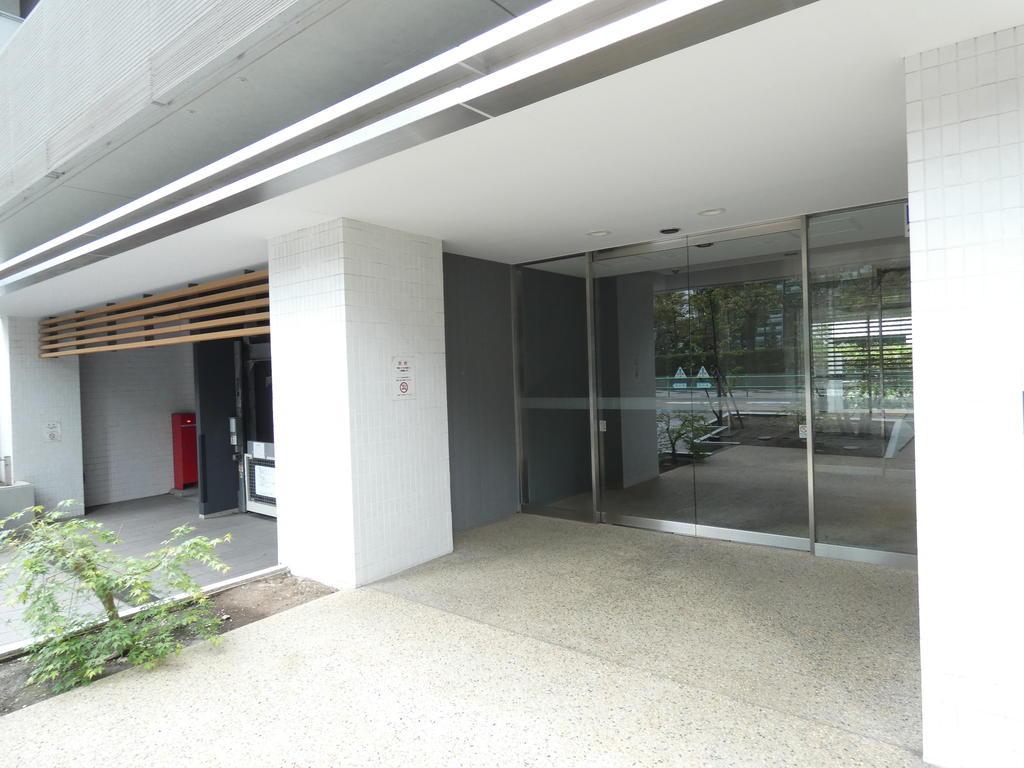 エントランス　エントランス