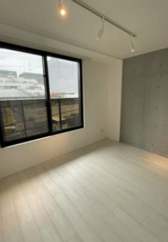 居室・リビング　別部屋の写真を使用しております。