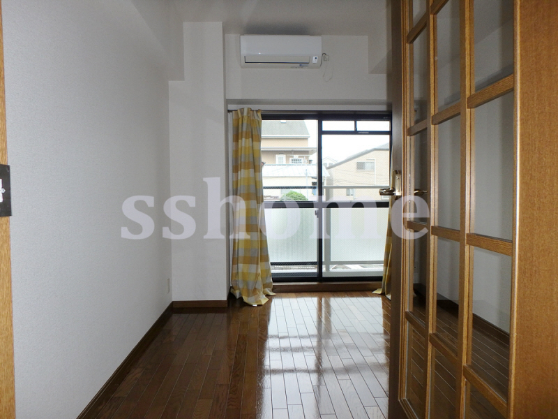 居室・リビング　フローリング☆