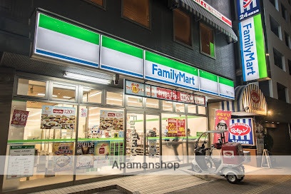 コンビニ　ファミリーマート月島二丁目店（コンビニ）まで163m
