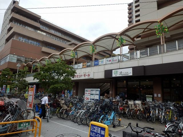 ショッピングセンター　サウザンドモール（ショッピングセンター）まで1000m