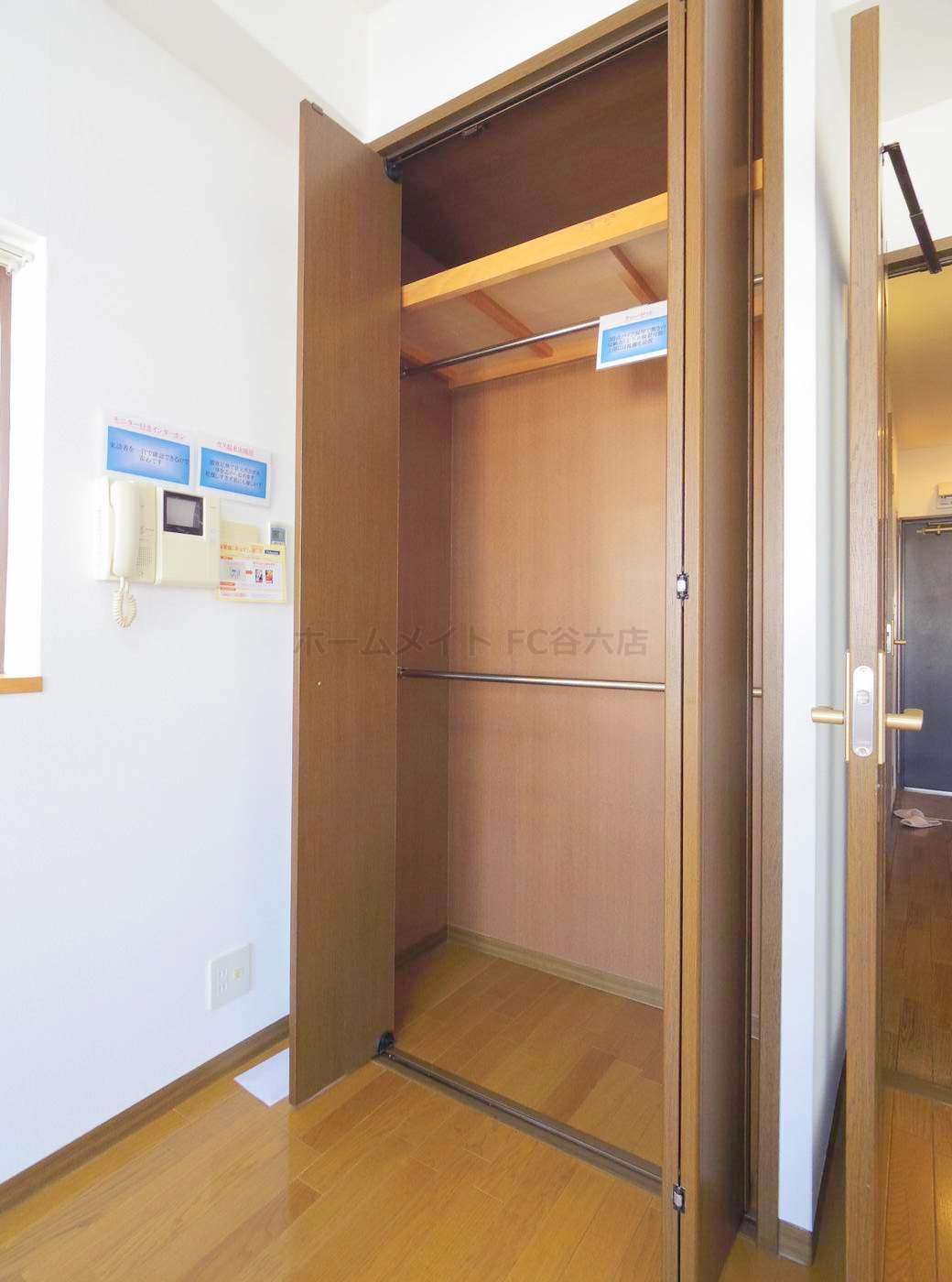 収納　クレール谷町