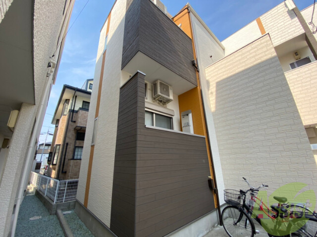 建物外観　仙台市若林区河原町２丁目　「ドエルドルテ」