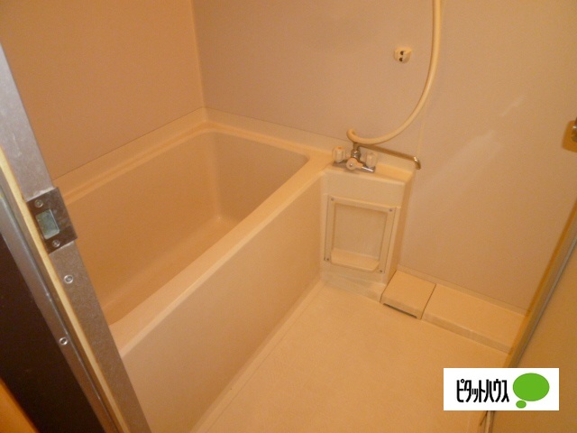 バス・シャワールーム　洋室