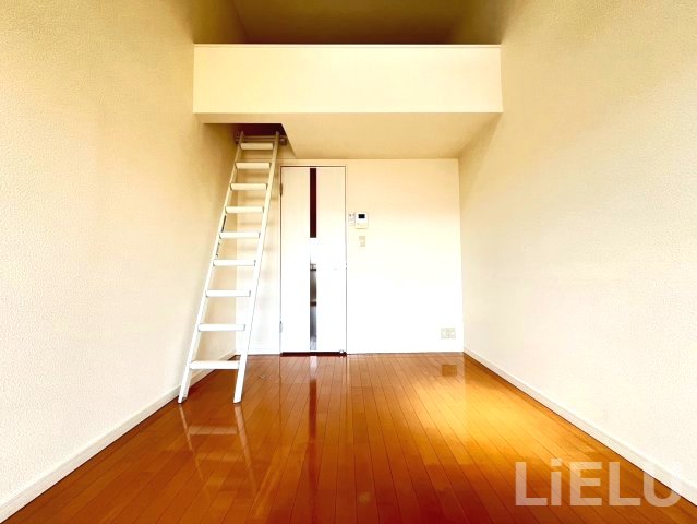 居室・リビング　同シリーズ物件のモデルルームになります※現況優先