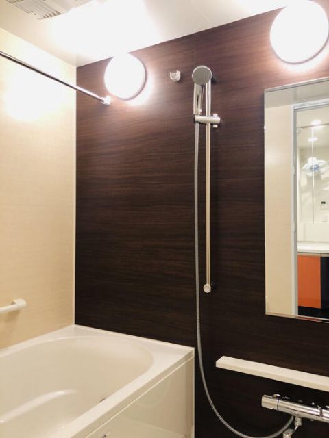 バス・シャワールーム