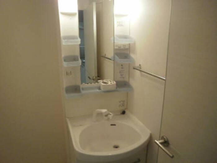 洗面設備　※同タイプ・現況優先