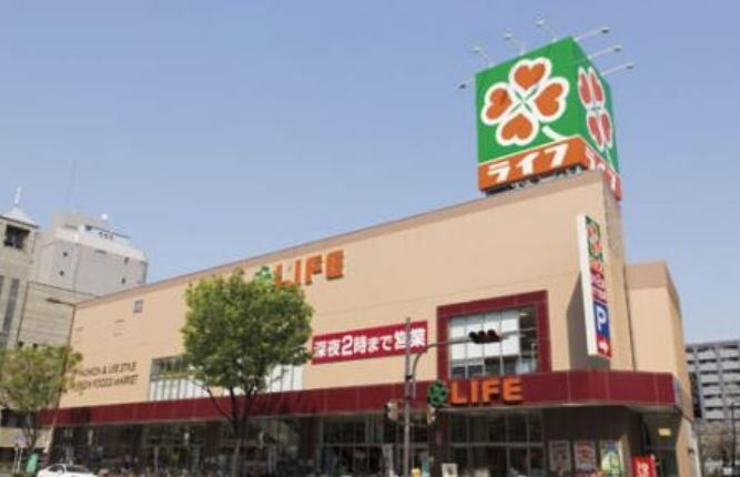 コンビニ　デイリーヤマザキ兎我野町店（コンビニ）まで39m