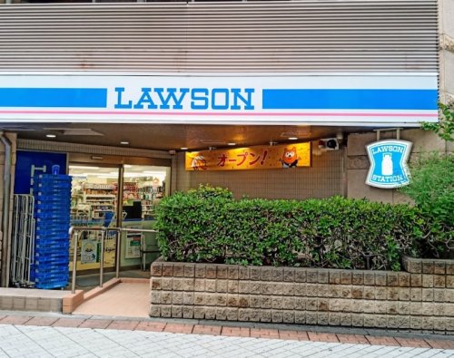 コンビニ　ローソン 馬喰町駅前店（コンビニ）まで201m